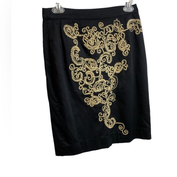 Floreat Black Paisley Paths Embroidered Pencil Skirt Baroque Folk Scroll SZ 4 - Picture 2 of 13